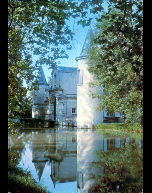 CHAUMONTEL prés de LUZARCHES (95) CHATEAU / RELAIS RESTAURANT