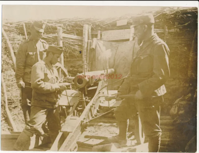 Groß-Foto, WK1, Balkan, österr.-ung.Sturmabwehrgesch. im Schützengraben 5026-737