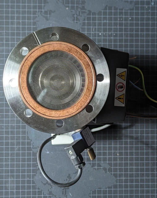 Varian Navigator Turbo Molecular Pump tv141 Working on air, with controller