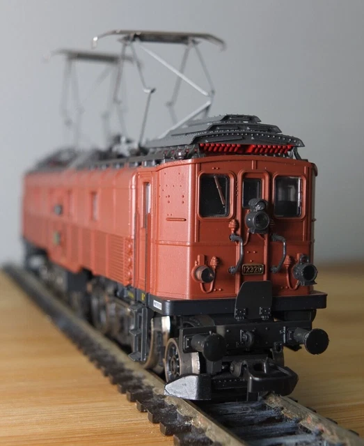 ROCO LOCOMOTIVE ELECTRIQUE SUISSE SBB Be 4/6 POUR MARKLIN AC