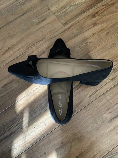 New In The Box Women’s CL Laundry Black Suede-Feel Pointy Toe Flat Shoes 9.5m