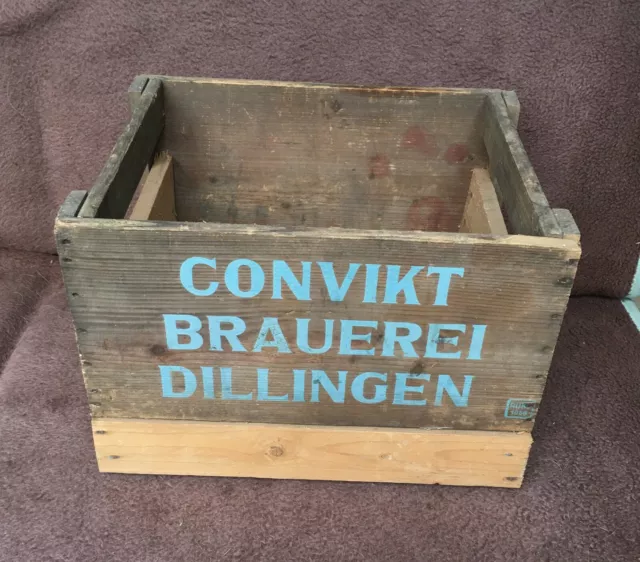 alte Bierkiste der Convikt Brauerei Dillingen