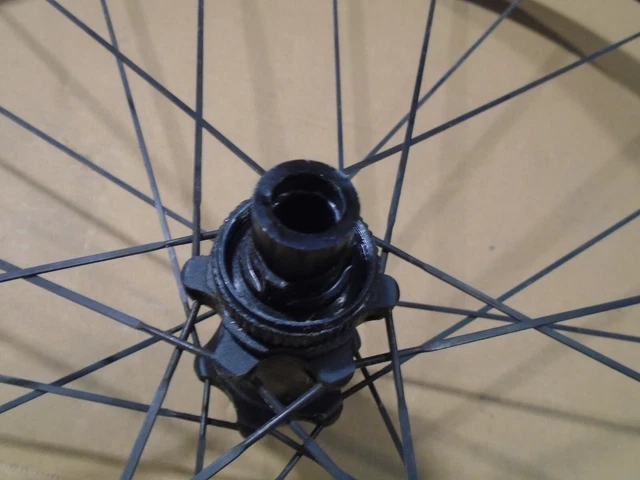 3T Discus C35 Team Stealth Rear Weel 700C SHIMANO/SRAM BLACK ! 4