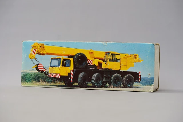 (A802) CONRAD 2079 Liebherr LTM 1060 Mobilkran Grohmann 1:50 Modell ...