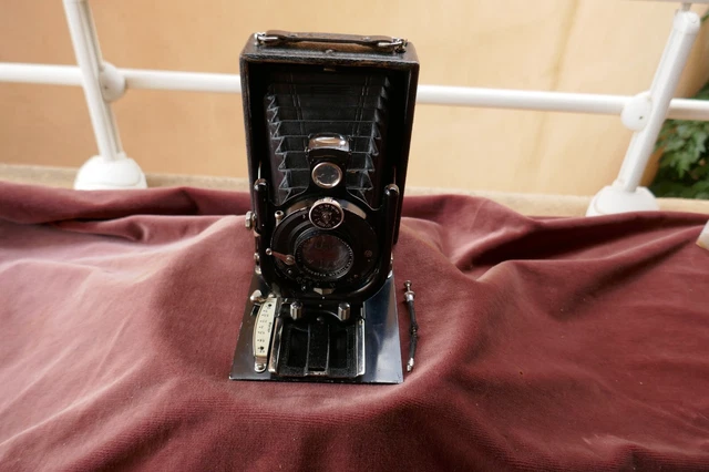 appareil photo voigtlander Skopar VAG,plaque,soufflet ,I:4,5 et F:3,5,fonctionne