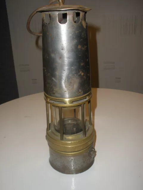 Ancienne Lampe De Mineur Verre Baccarat