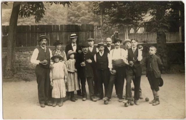 Photo Ancienne - Vintage Snapshot - Carte Photo Jeu De Boules Pétanque Lyonnaise