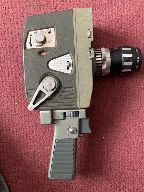 A VINTAGE KOPIL Zoom 8 EE Clockwork 8mm Cine / Movie Camera and Case ...