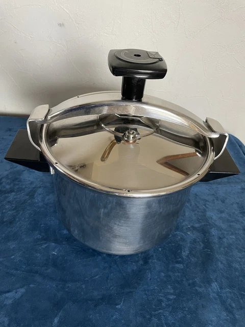 Old Vintage Cocotte Minute Aluminium Presure SEB 4L Série