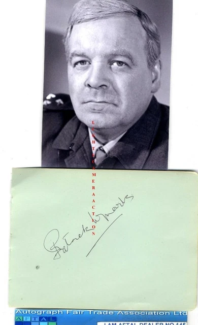 Patrick Wymark vintage signed page AFTAL#145