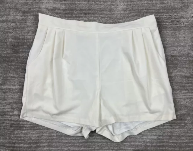 Venus Shorts Women Medium White Pull on Elastic Waist