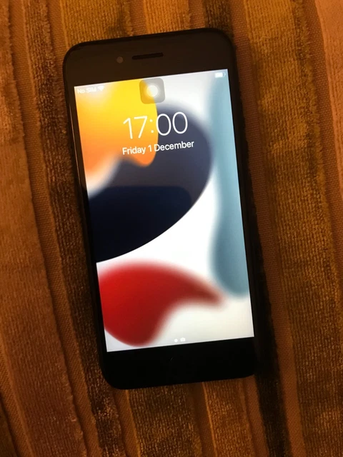 Apple iPhone 7 128GB Black  Good Condition NON ORIGINAL Apple Box