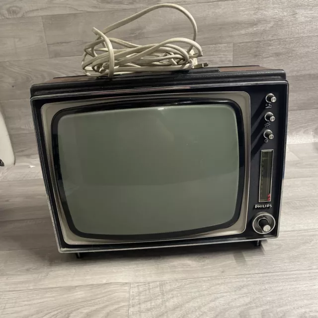 Vintage Philips Wooden Cased Television Set 18” TV Film Theatre Prop X 12 T