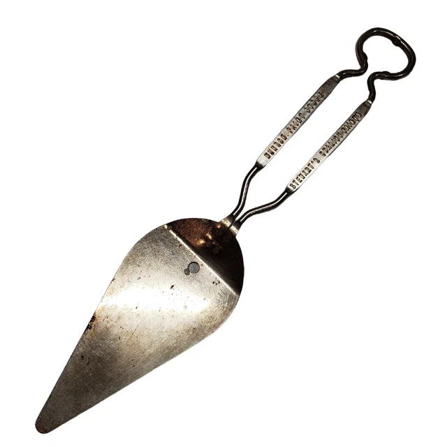 VINTAGE MUNSON PAINT STORE Advertising Metal Spatula Pie Server Bottle