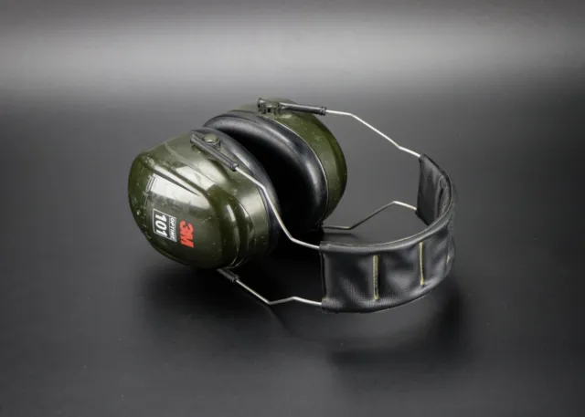 3M H7P3E Peltor Optime 101 Ear Muffs - USED