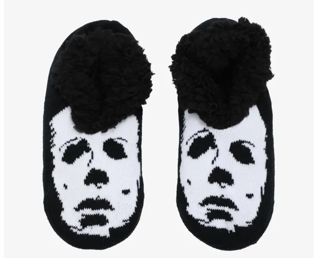 Michael Myers Halloween II Sherpa Slipper Socks NWT (shoe size 4-10) women’s