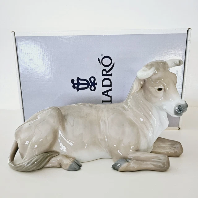 LLADRO OX FIGURINE Calf Cow Oxen Christmas Nativity 1390 Porcelain