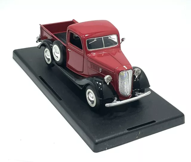 Ford Ldv Superior Pick Up 1939 Red Model Car 1:34 Scale