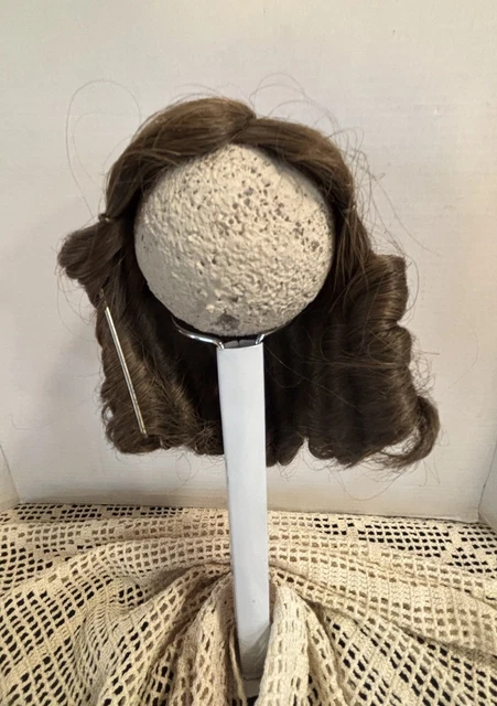 PERRUQUE de poupée ancienne ou moderne Cheveux naturels 34 cm Doll wig