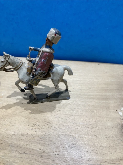 Figurine de cavalier de la compagnie d'élite du 5e hussards (1808) CBG