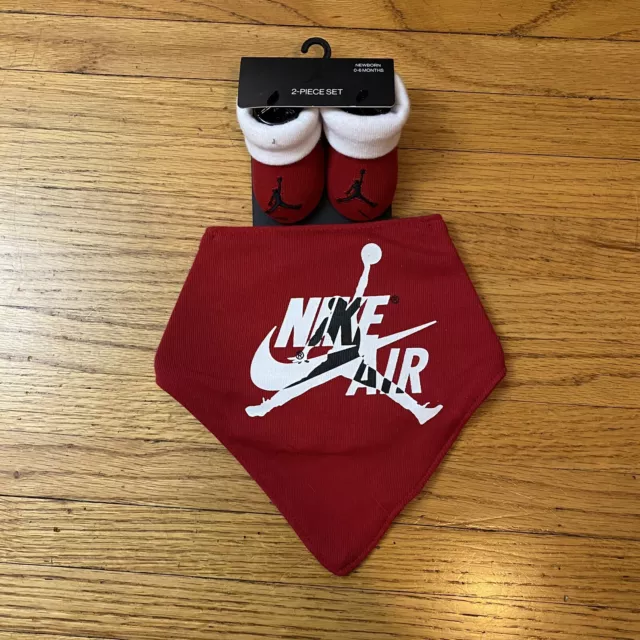 Nike Air Jordan  - Bib and Booties Set for Infants - Red  Newborn 0-6 M