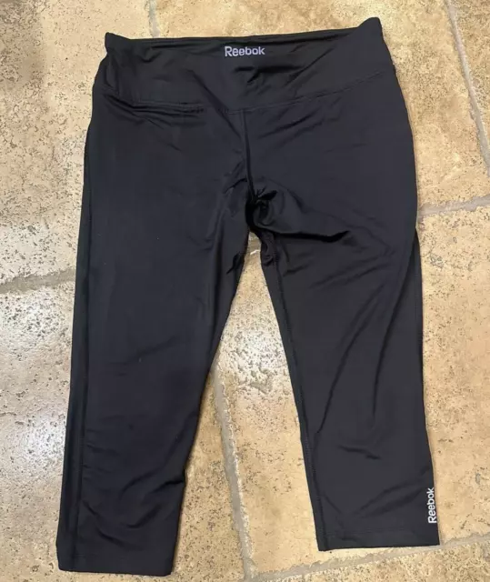 Women's REEBOK Black Capri Workout Leggings Size Large