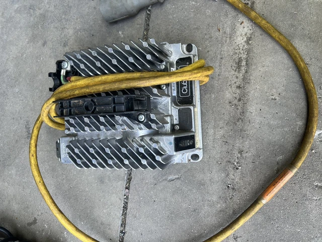GOLF CART - Club Car Precedent/Tempo OEM ERIC Charger 2014 and Newer