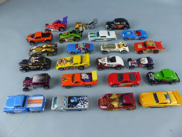 HOTWHEELS HOT WHEELS lot de 23 vehicules divers  , MATTEL