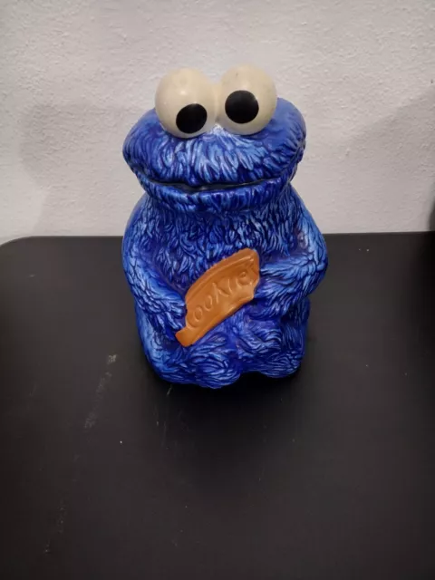 https://www.picclickimg.com/CgMAAOSwIthlDiEp/Vintage-Cookie-Monster-Cookie-Jar-Ceramic-970-Sesame.webp