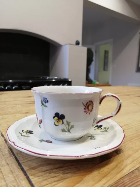 Villeroy & Boch PETITE FLEUR tea cup and saucer (s)