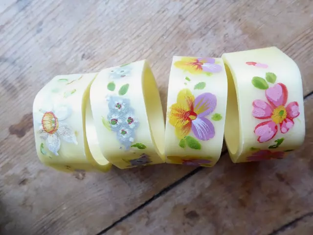 Four Vintage 1950s Plastic Hand Painted Floral Serviette Napkin Rings