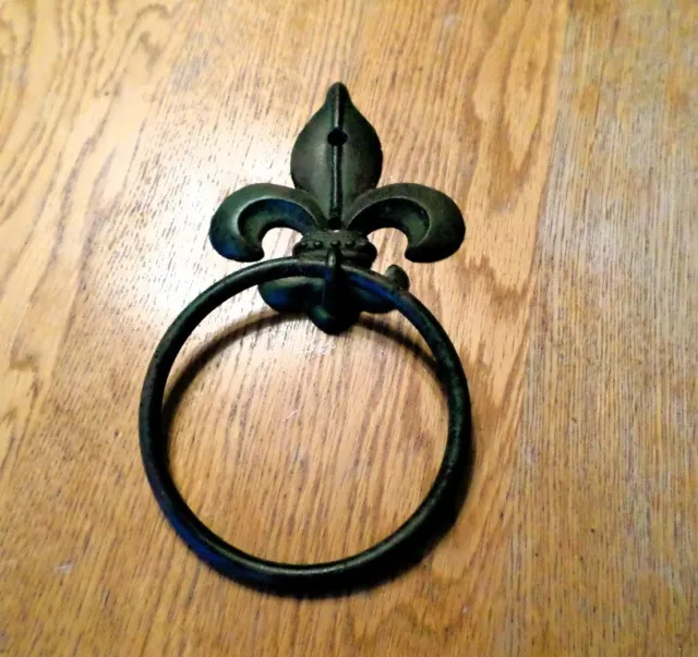 Fleur De Lis Hand Towel Ring Cast Iron Rustic Patina French Country Shabby Chic