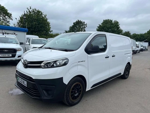 2022 TOYOTA PROACE 75kWh Icon Medium Panel Van 6dr Electric Auto MWB ...