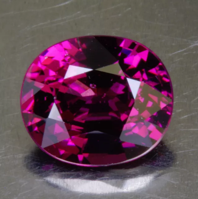 RHODOLITH / RHODOLITE    super  Farbe  "Magenta"   2,41 ct