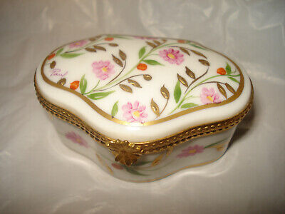 Limoges France Porcelaine Decoree a la Main Paris style trinket box pink gold