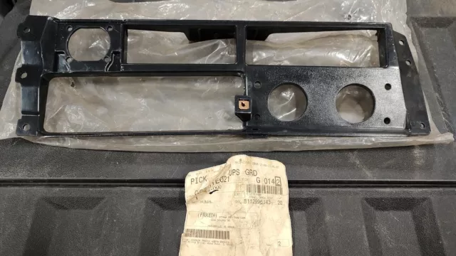 Genuine Freightliner Dash Support Panel 22-53848-000 2253848000