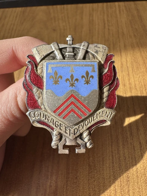 Insigne Militaire Ancien - Dragon Romainville 1771 - France - Médaille Armure