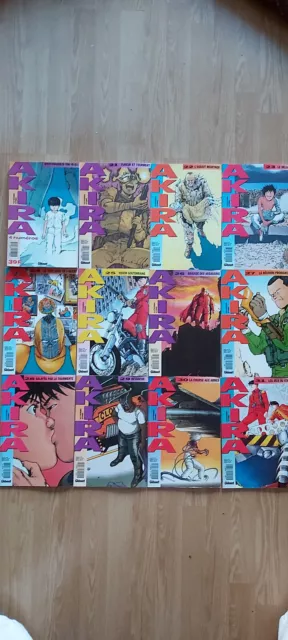 LOT OTOMO  AKIRA 15 MAGAZINES - N° 8 A 11 ET 21 à 31 - GLENAT