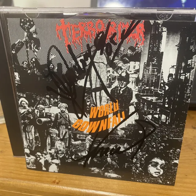 TERRORIZER - World Downfall CD  (1989) AUTOGRAPHED CD ALBUM - Excellent Conditn