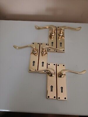 2 Pairs Of Heritage Brass Lever Door Handles Backplates One Pair Made In Italy