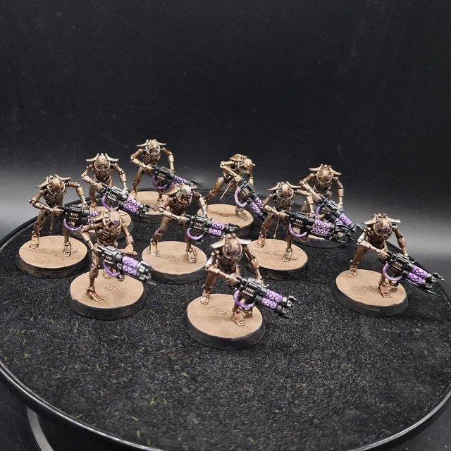 WARHAMMER 40K NECRON Warriors Games Workshop, 20 modèles, entièrement