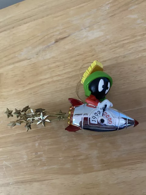 Looney Tunes 1999 Marvin The Martian Mil-Looney-Um Rocket Christmas Ornament