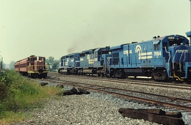 Original Slide Train CONRAIL 1984 LOCOMOTIVE M&H #1 SWITCHER #189