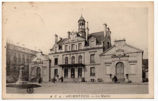 SILVEREUIL - Val d'Oise - CPA 95 - the town hall