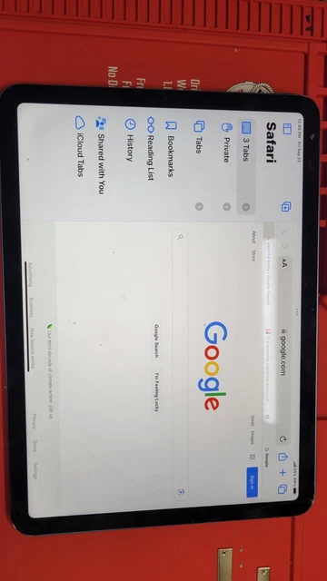 Ipad Air 5 LCD Assembly With Digitizer cracked but fully functional. See Photos