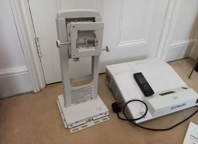 Hitachi Projector Cptw30005