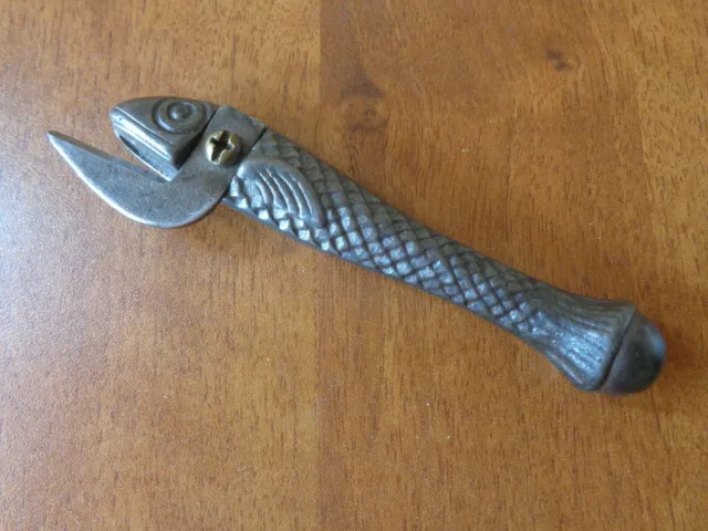 Vtg Old Rare Antique Victorian Era Cast Iron Figural Sardine Fish Can Tin Opener