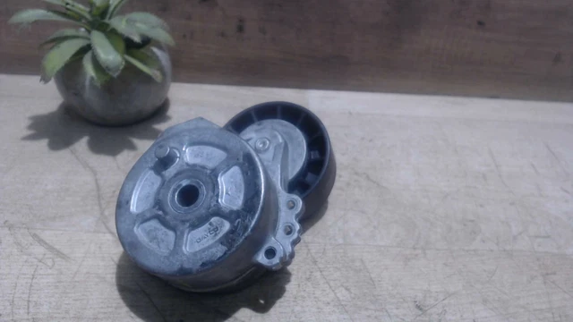 Galet tendeur CITROEN XSARA PHASE 2 BREAK 2.0 HDI - 8V TURBO /R:50759646