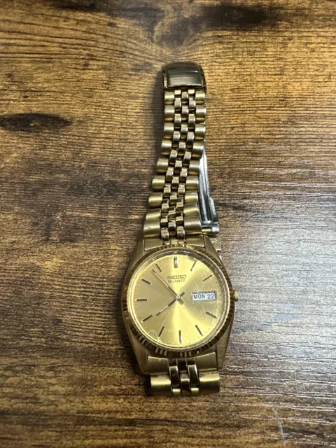 OROLOGIO VINTAGE SEIKO Quartz 7N43 8A89 Uomo Tono Oro Data Giorno EUR 33 33 PicClick IT