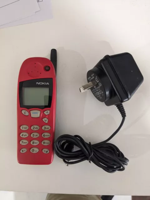 Vintage Nokia NSE - 1NX Model 5110 1990s Mobile Cell Phone Working